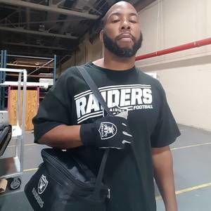 Meet your Posher, Eric